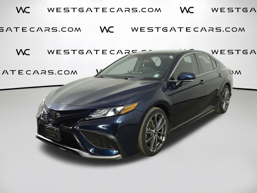 2021 Toyota Camry XSE FWD