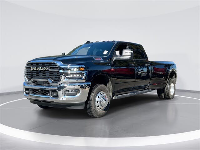 2026 RAM 3500 Tradesman Crew Cab LB DRW 4WD
