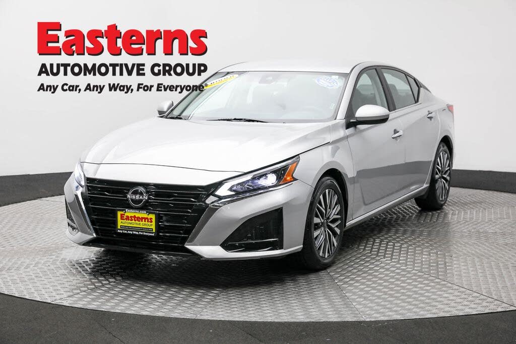 2023 Nissan Altima 2.5 SV FWD