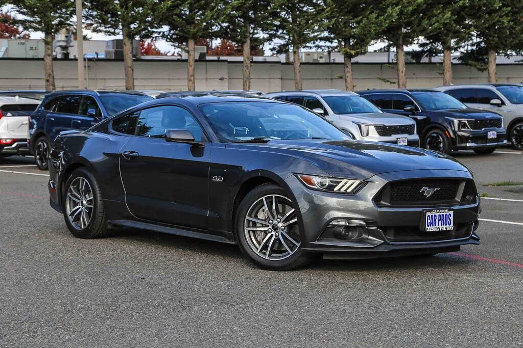 2015 Ford Mustang GT Premium Coupe RWD