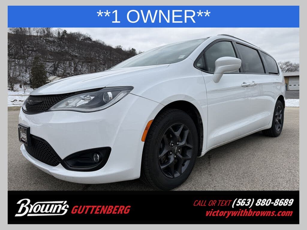 2020 Chrysler Pacifica Touring L Plus FWD