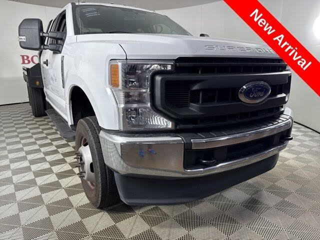 2022 Ford F-350 Super Duty Chassis XL SuperCab DRW 4WD
