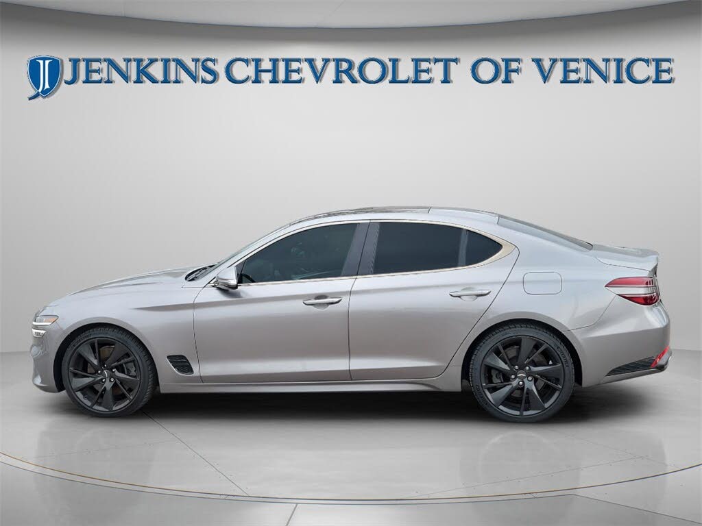 2022 Genesis G70 3.3T RWD