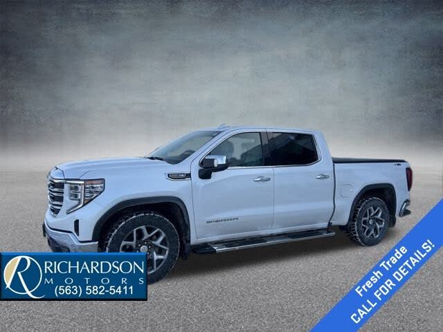 2022 GMC Sierra 1500 SLT Crew Cab 4WD