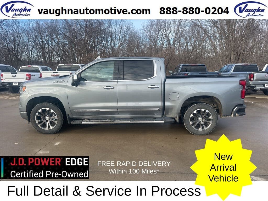 2023 Chevrolet Silverado 1500 High Country Crew Cab 4WD