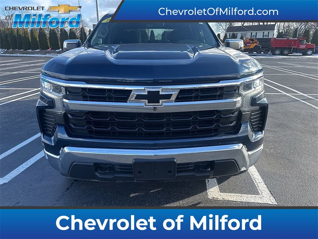 2023 Chevrolet Silverado 1500 LT Crew Cab 4WD