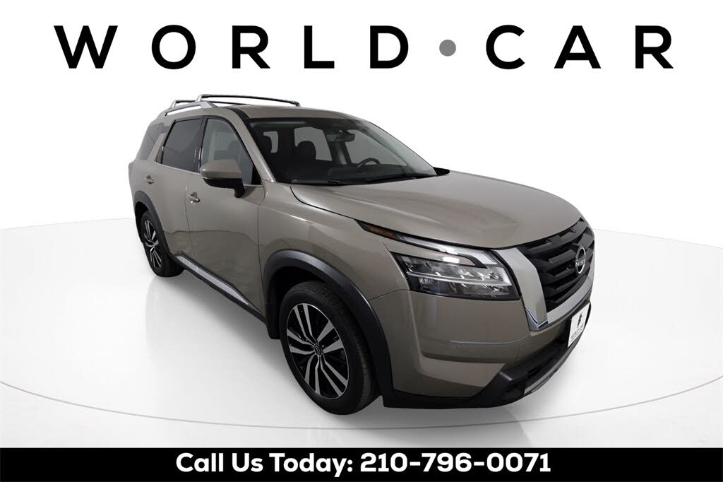 2024 Nissan Pathfinder Platinum FWD