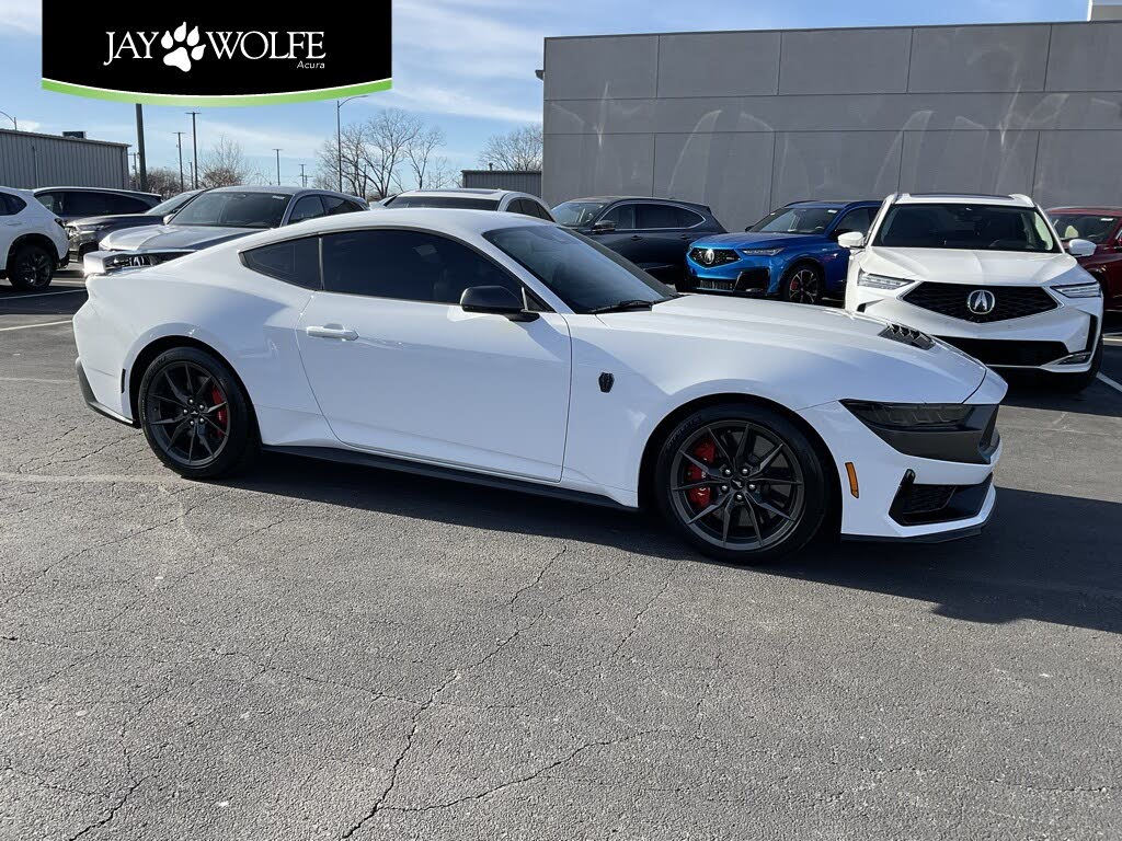 2025 Ford Mustang Dark Horse Fastback RWD