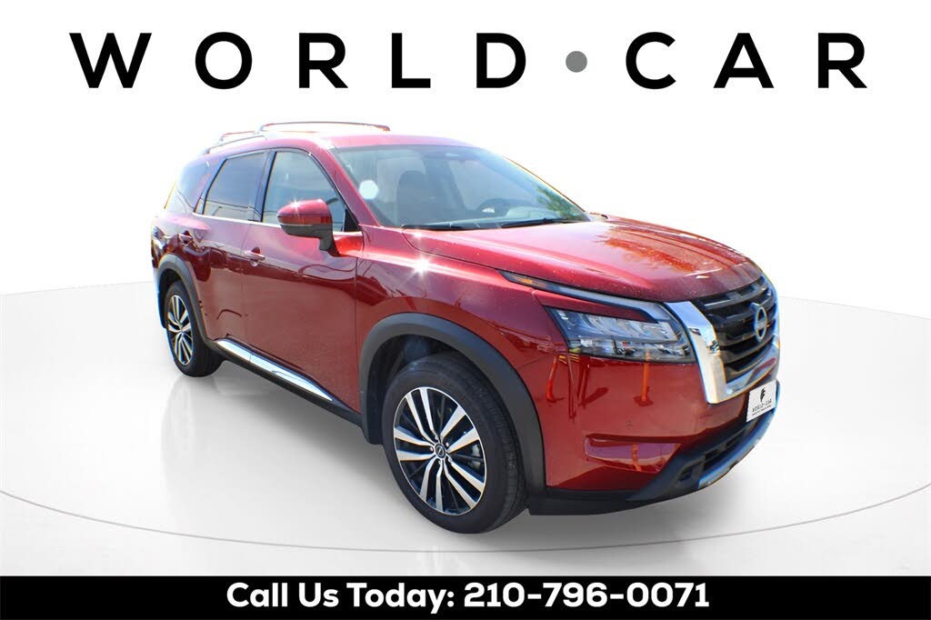 2025 Nissan Pathfinder Platinum 4WD