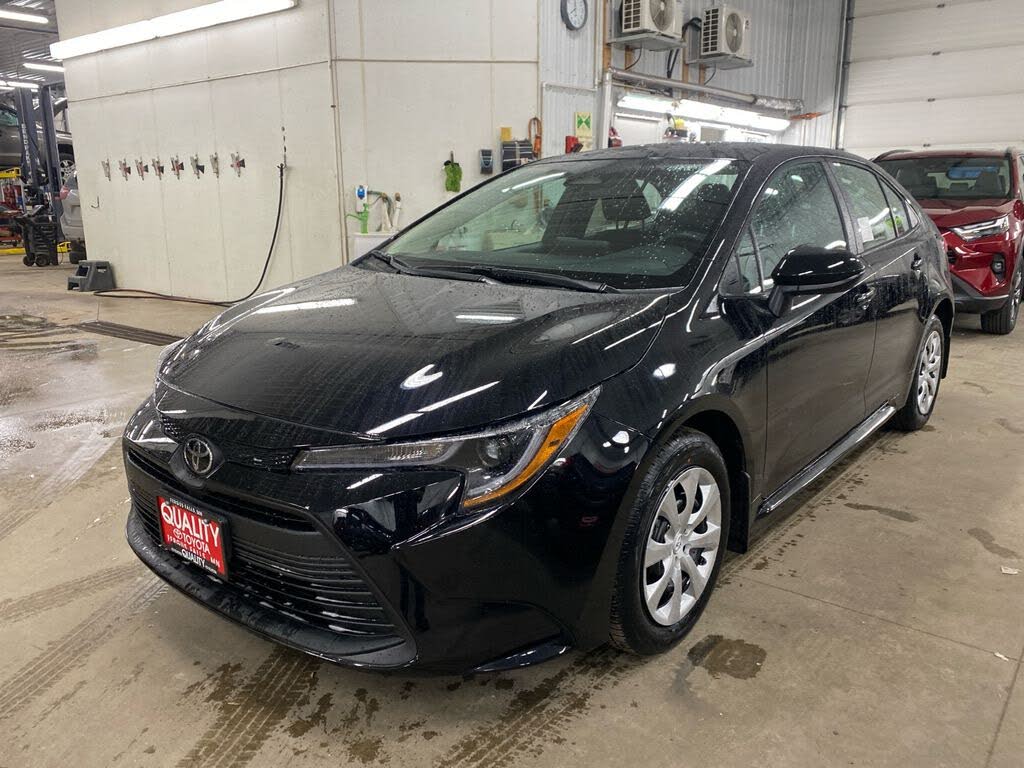 2026 Toyota Corolla LE FWD