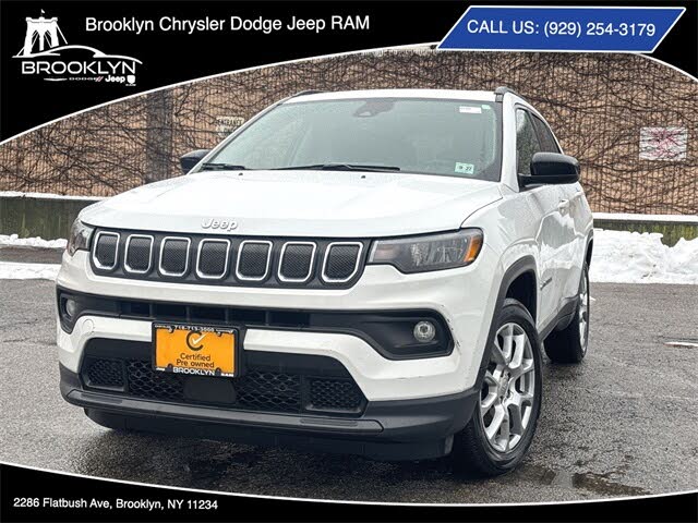 2022 Jeep Compass Latitude Lux 4WD