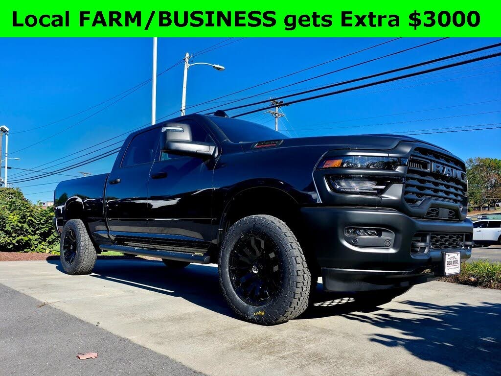 2025 RAM 2500 Tradesman Crew Cab 4WD