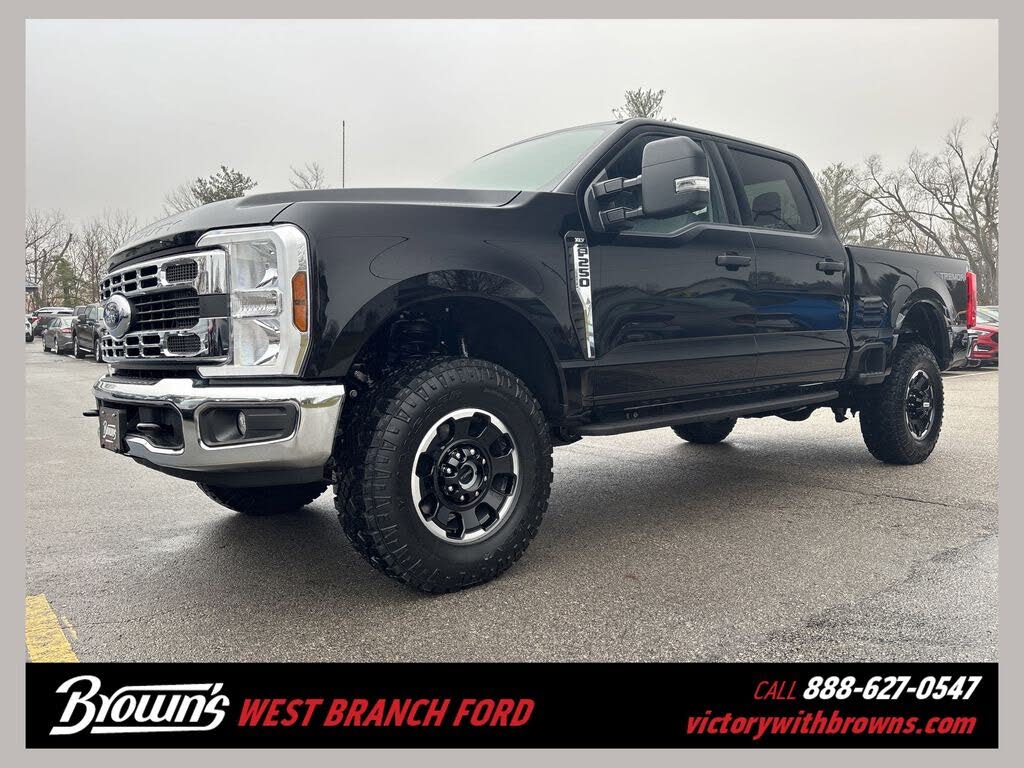2026 Ford F-250 Super Duty XLT Crew Cab 4WD