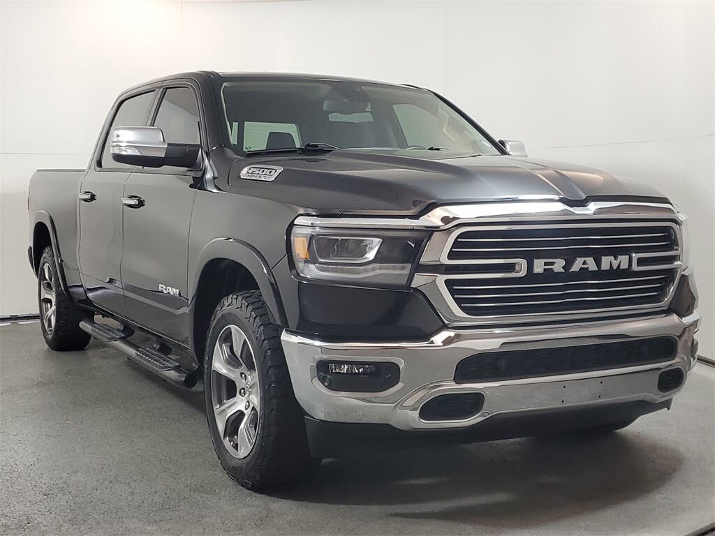 2020 RAM 1500 Laramie Crew Cab 4WD