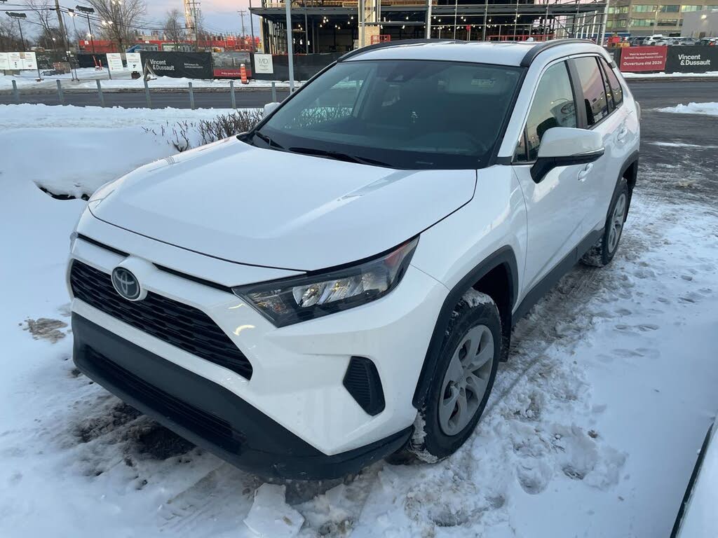 2021 Toyota RAV4 LE AWD
