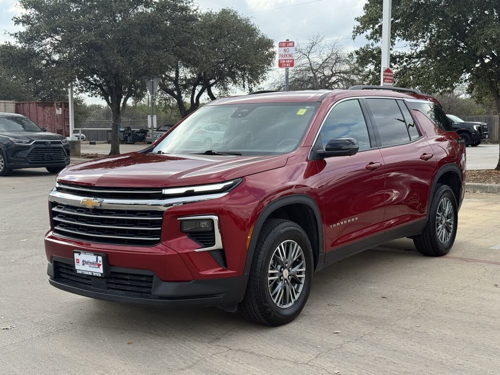 2024 Chevrolet Traverse LT FWD