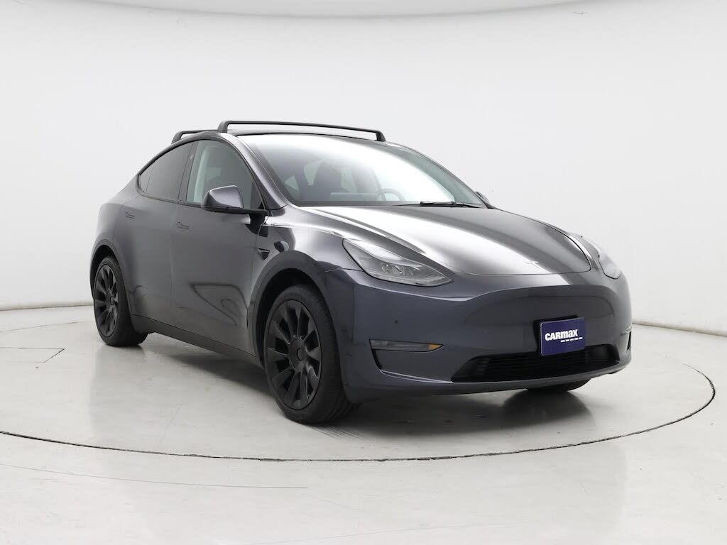 2025 Tesla Model Y Long Range RWD