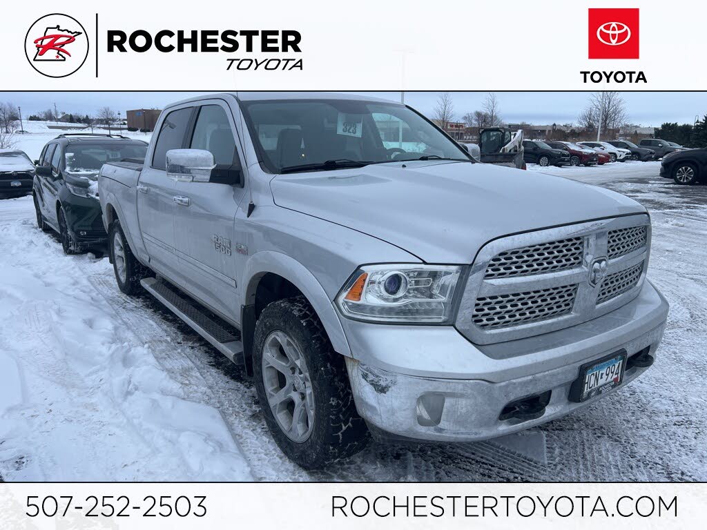 2016 RAM 1500 Laramie Crew Cab 4WD