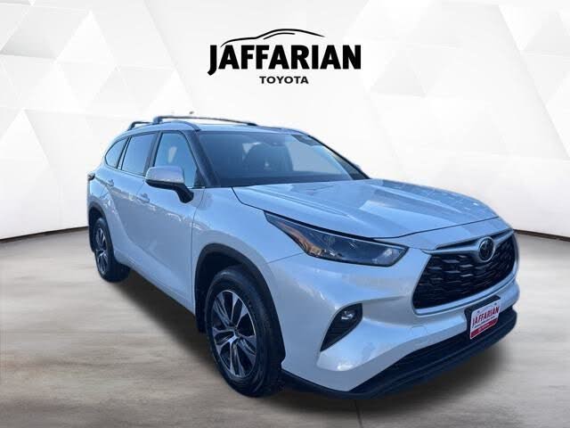 2023 Toyota Highlander XLE AWD