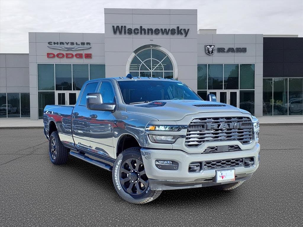 2026 RAM 2500 Tradesman Crew Cab LB 4WD