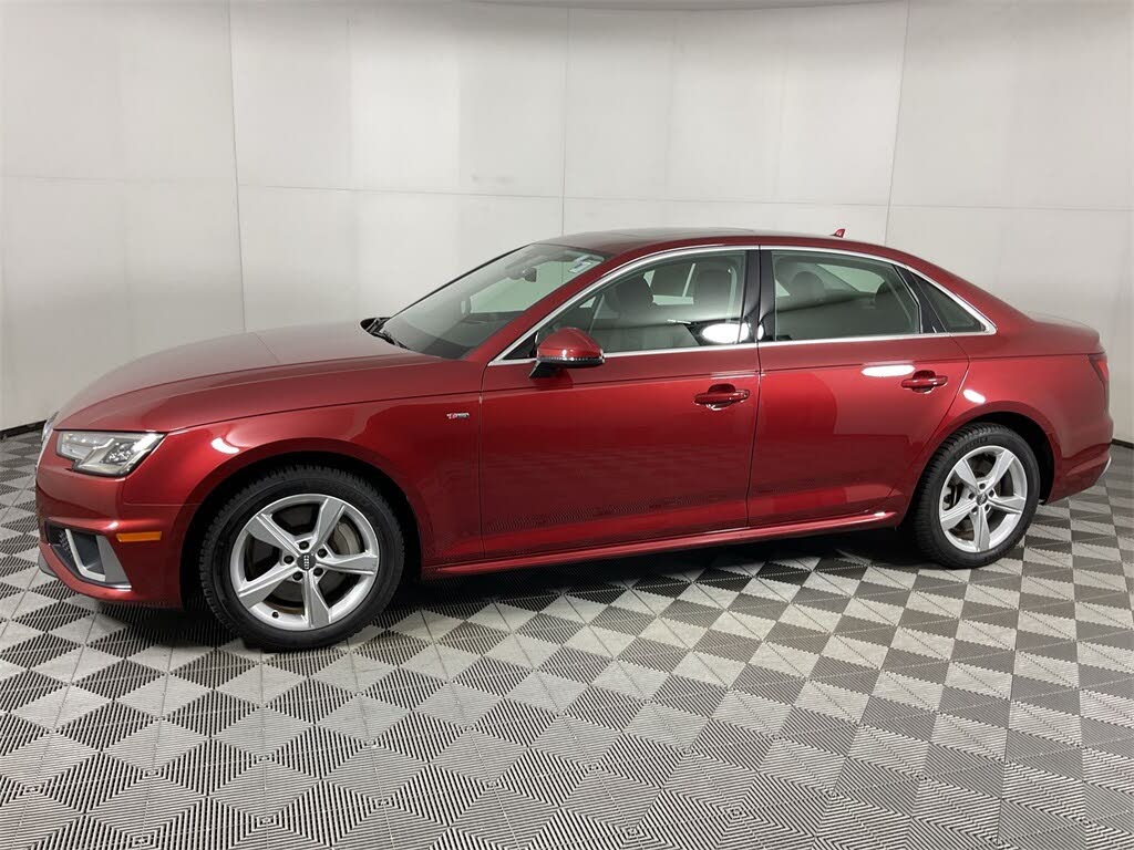 2019 Audi A4 quattro Premium Plus 45 TFSI