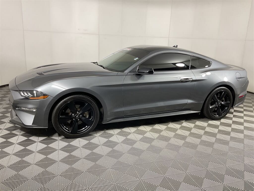 2022 Ford Mustang EcoBoost Premium Fastback RWD