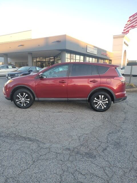 2018 Toyota RAV4 LE AWD