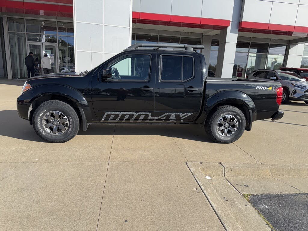 2020 Nissan Frontier PRO-4X Crew Cab 4WD