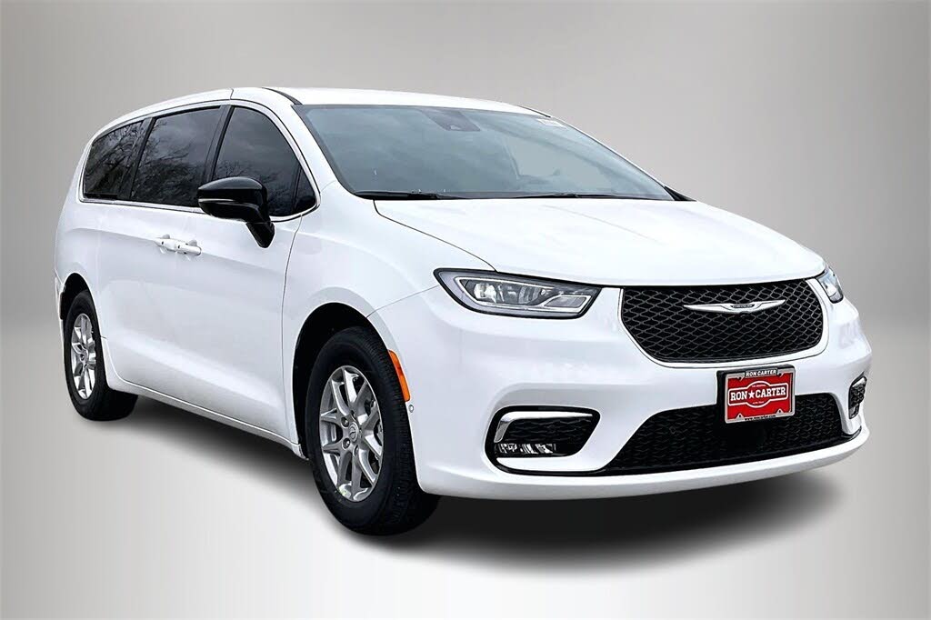 2026 Chrysler Pacifica Select FWD