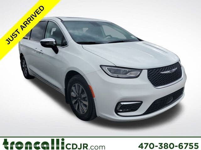 2023 Chrysler Pacifica Hybrid Limited FWD