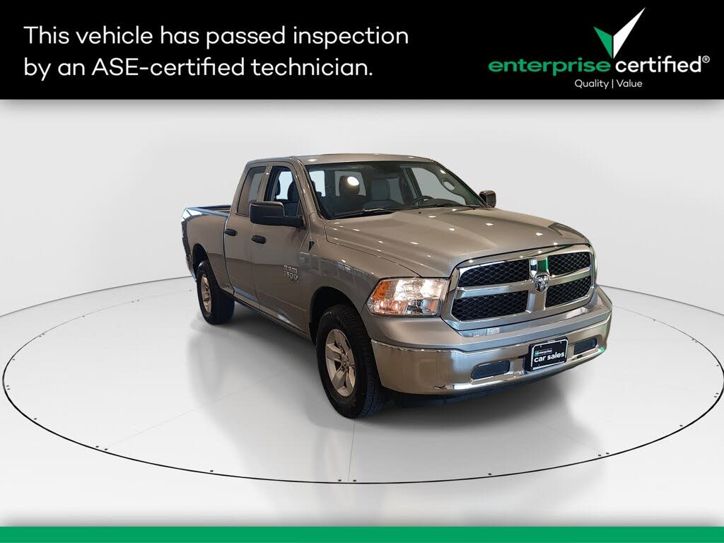 2024 RAM 1500 Classic SLT Quad Cab 4WD