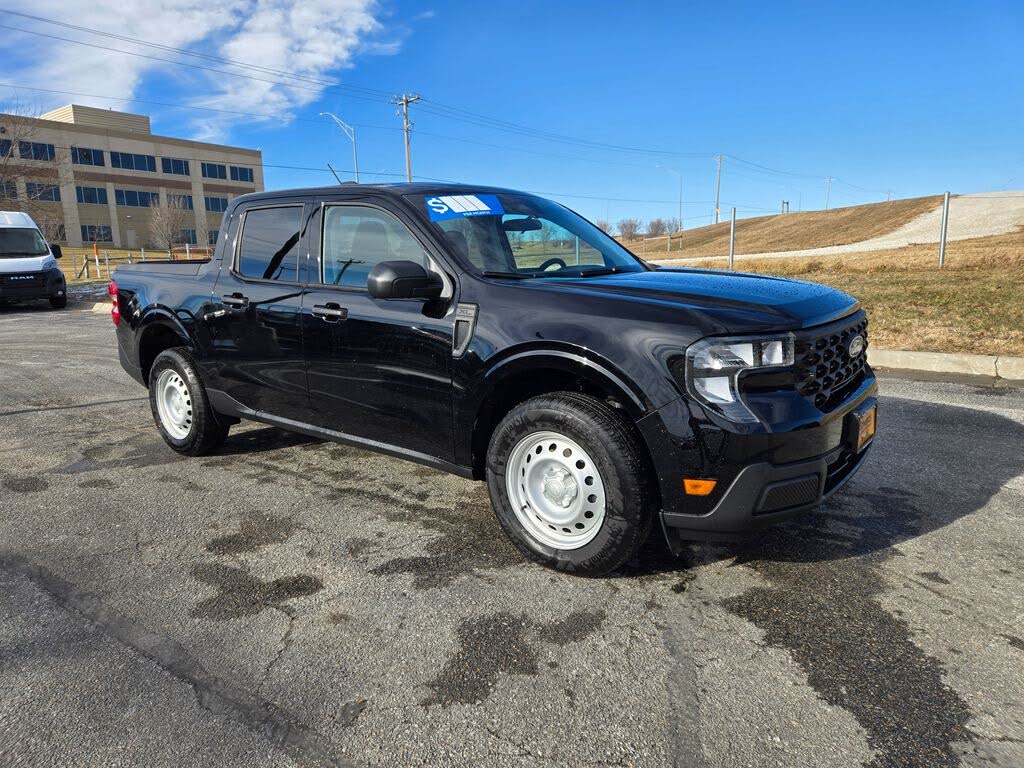 2025 Ford Maverick XL SuperCrew AWD