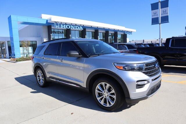 2020 Ford Explorer XLT RWD