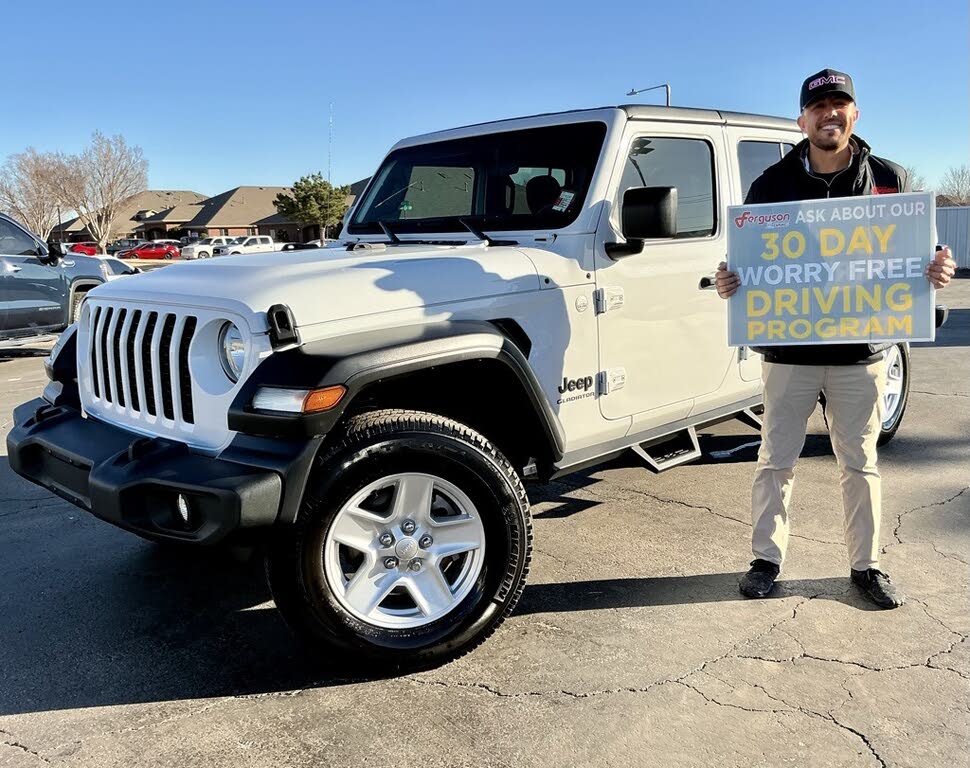 2020 Jeep Gladiator Sport Crew Cab 4WD