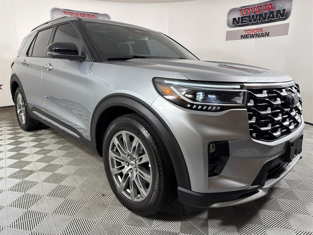 2025 Ford Explorer Platinum RWD