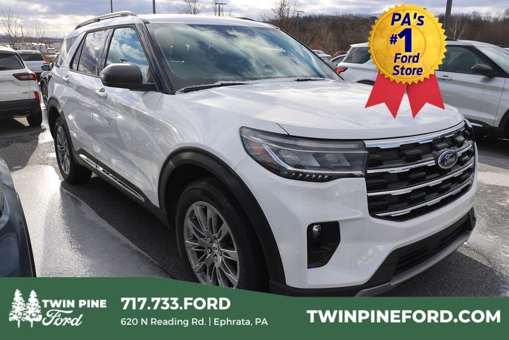 2025 Ford Explorer Active AWD