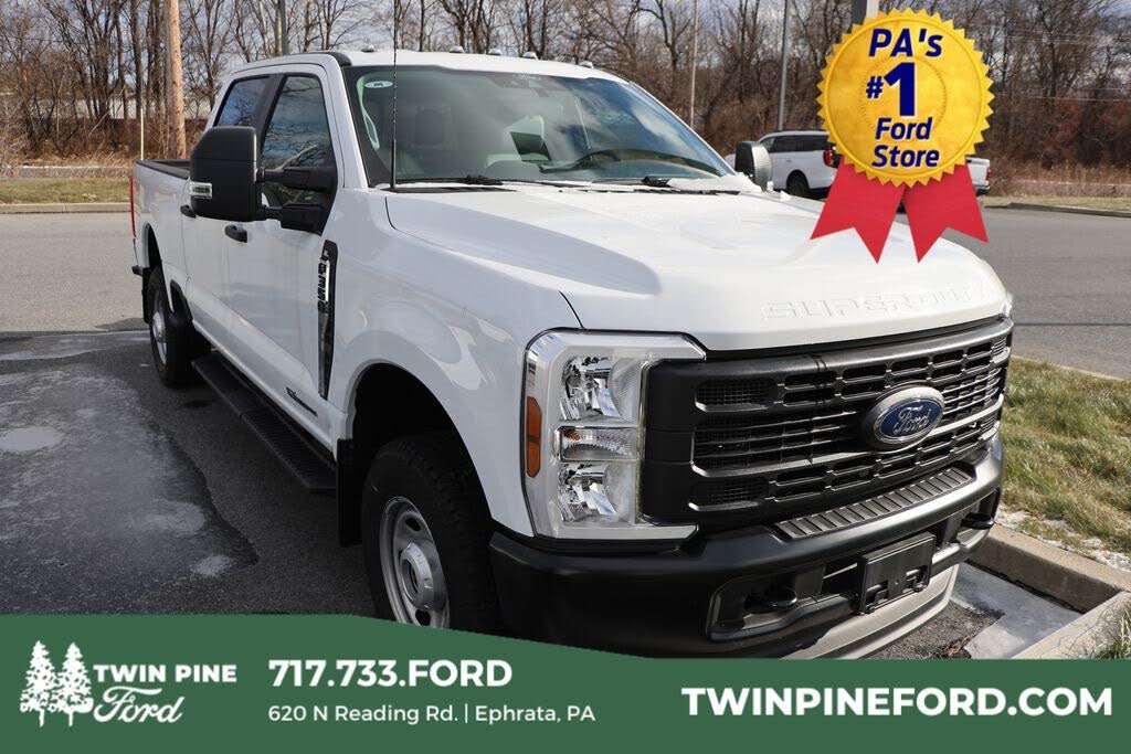 2025 Ford F-350 Super Duty XL Crew Cab 4WD