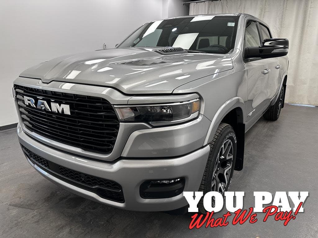2025 RAM 1500 Laramie Crew Cab 4WD