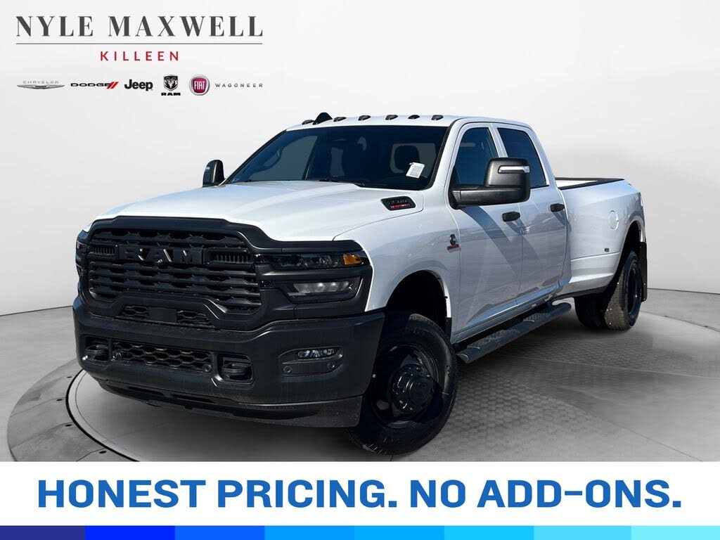 2026 RAM 3500 Tradesman Crew Cab LB DRW 4WD
