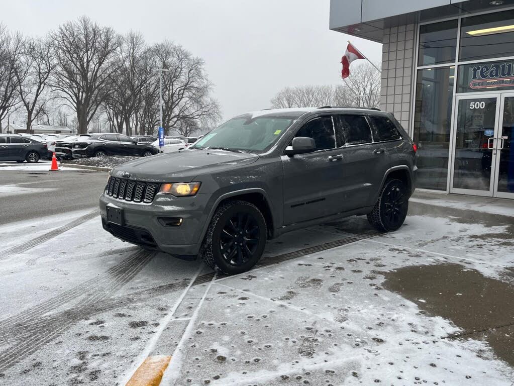 2019 Jeep Grand Cherokee Laredo 4WD