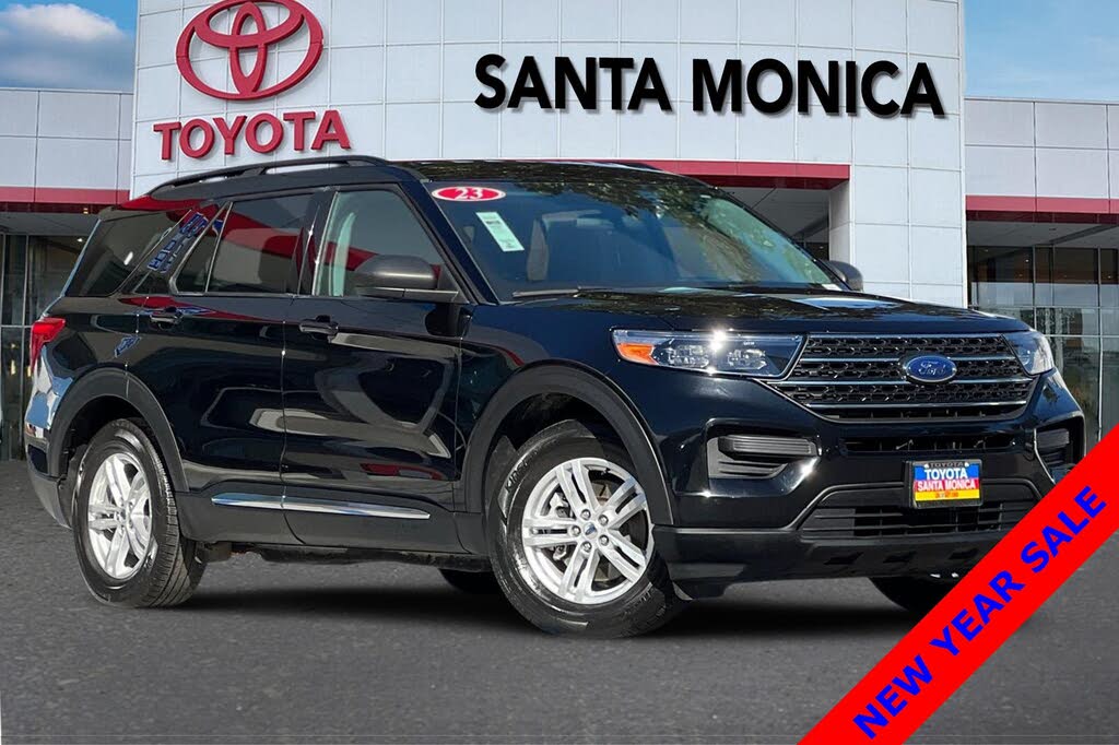 2023 Ford Explorer XLT RWD