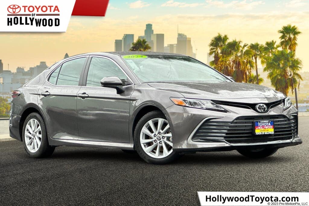 2024 Toyota Camry LE FWD