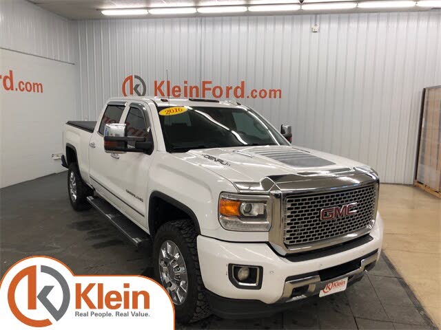 2016 GMC Sierra 2500HD Denali Crew Cab SB 4WD