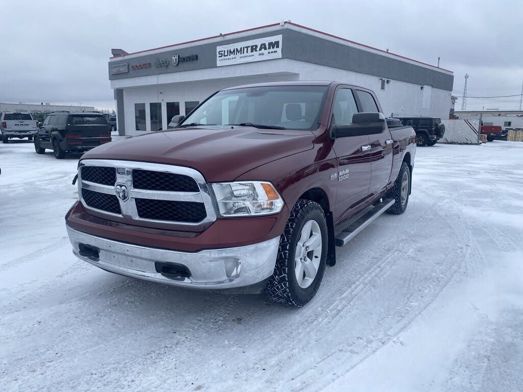 RAM 1500 SLT Crew Cab 4WD 2017