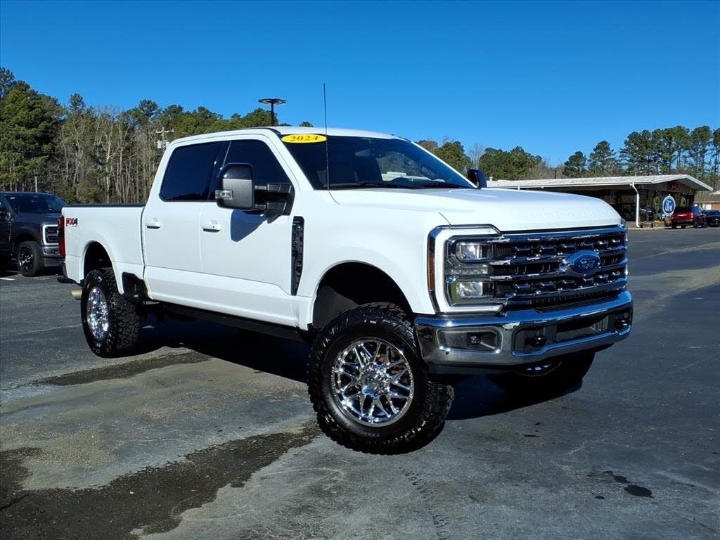 2024 Ford F-250 Super Duty Lariat Crew Cab 4WD