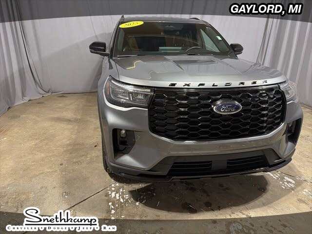 2025 Ford Explorer ST-Line AWD