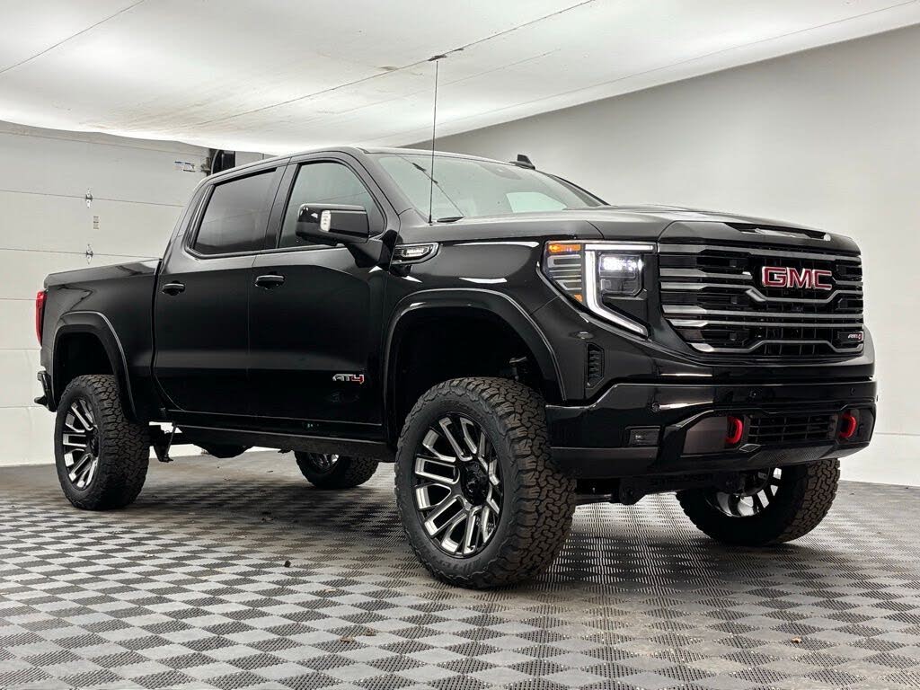 2026 GMC Sierra 1500 AT4 Crew Cab 4WD