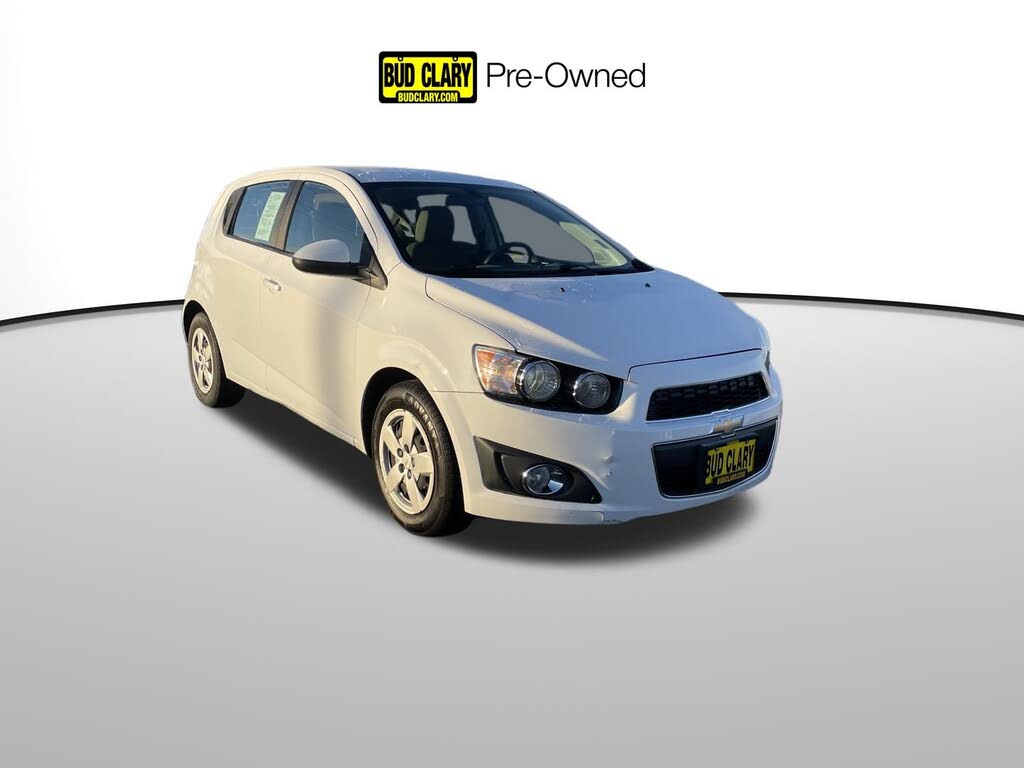 2015 Chevrolet Sonic LS Hatchback FWD