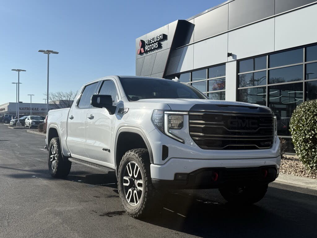 2023 GMC Sierra 1500 AT4 Crew Cab 4WD
