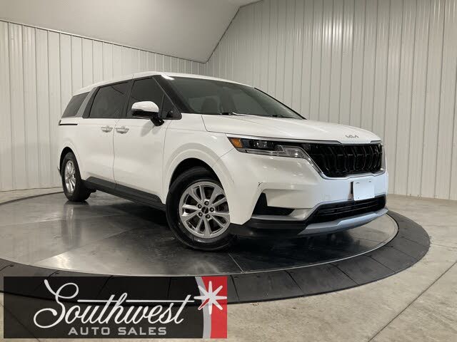 2023 Kia Carnival LX FWD